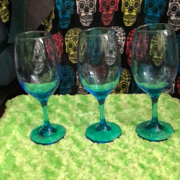 Pier 1 Other - Pier 1 set of three wine glasses